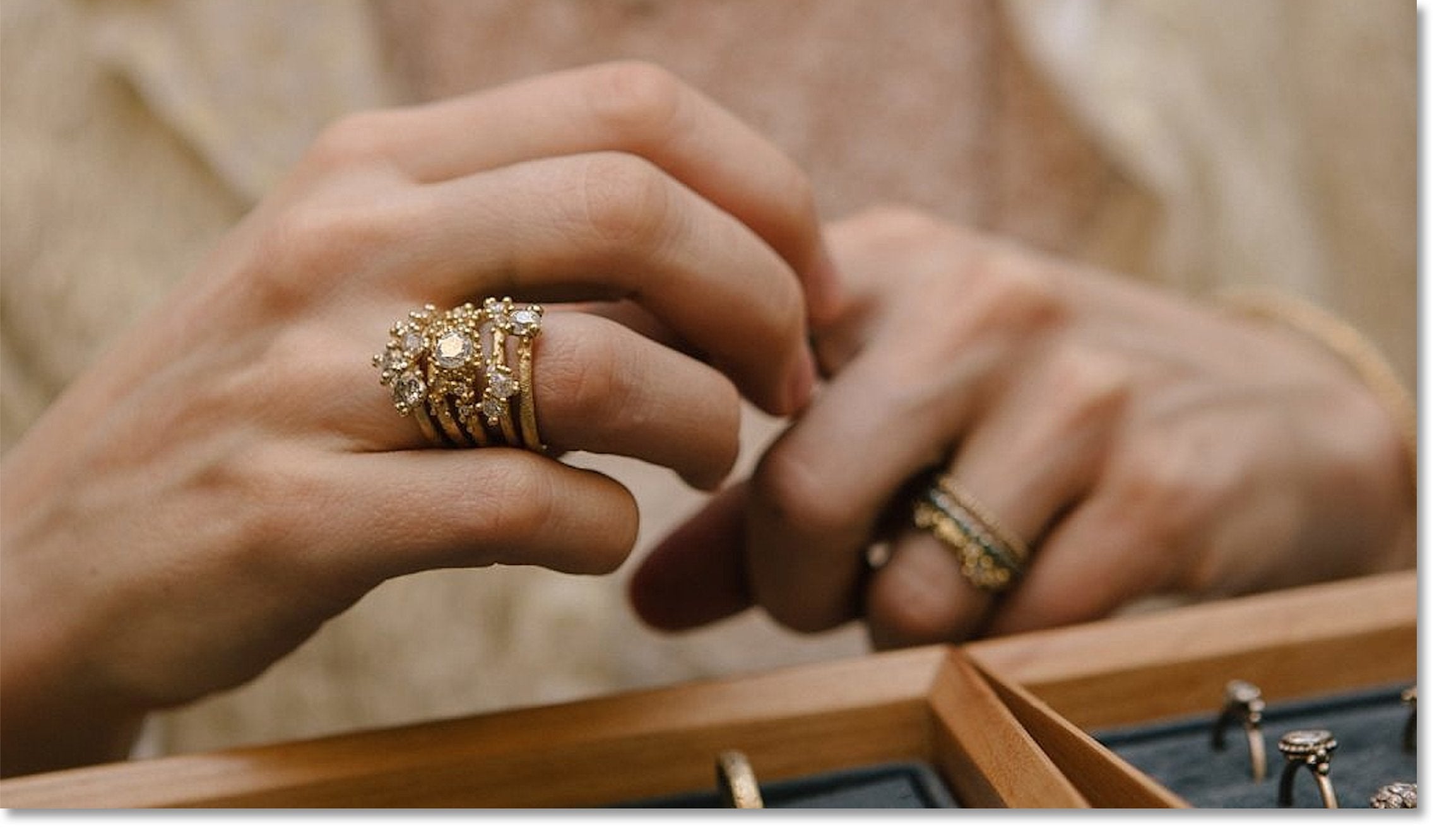 Jewelry Stories // Ruth Tomlinson