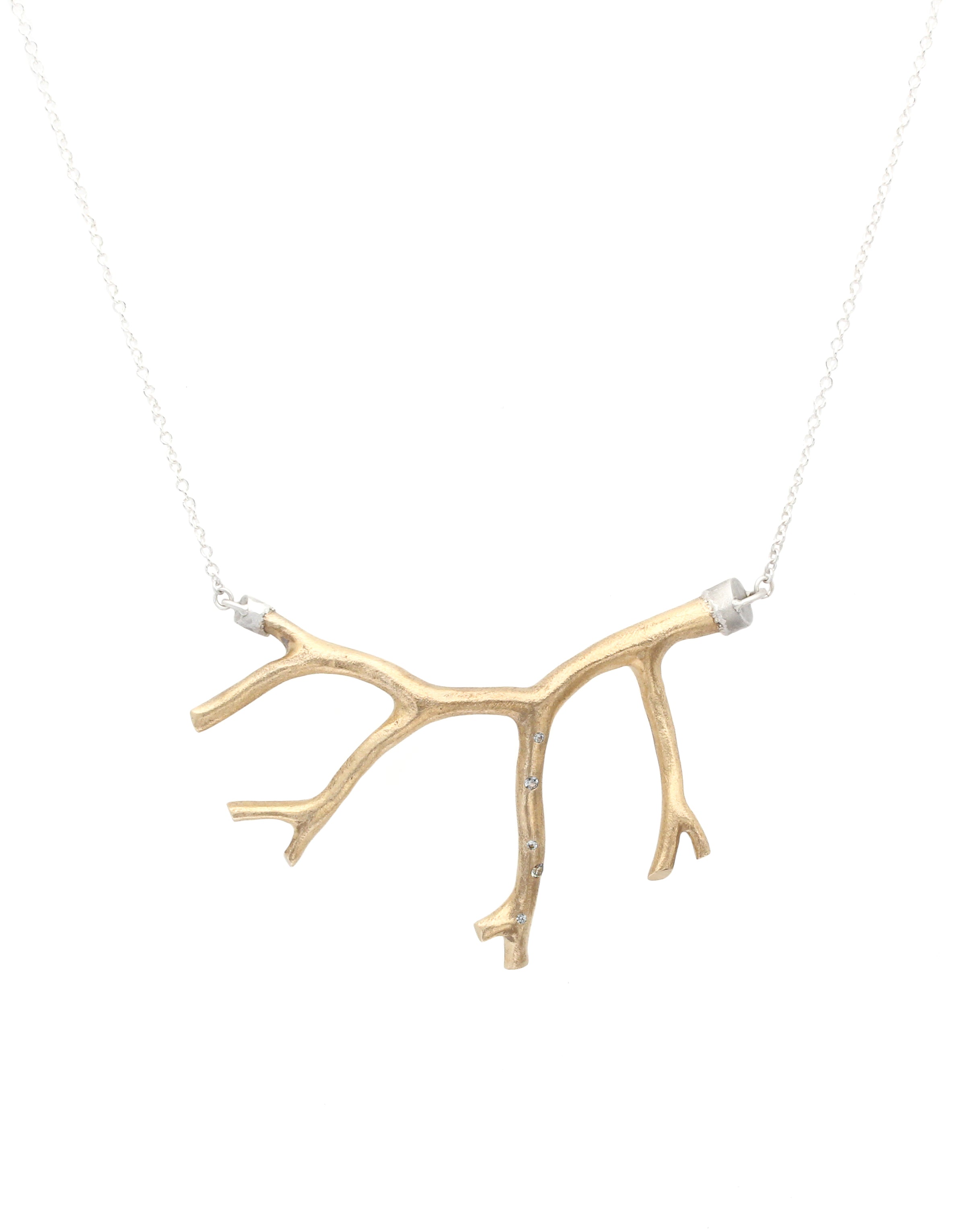 Fuyu Coral Necklace in Yellow Bronze with Sapphires