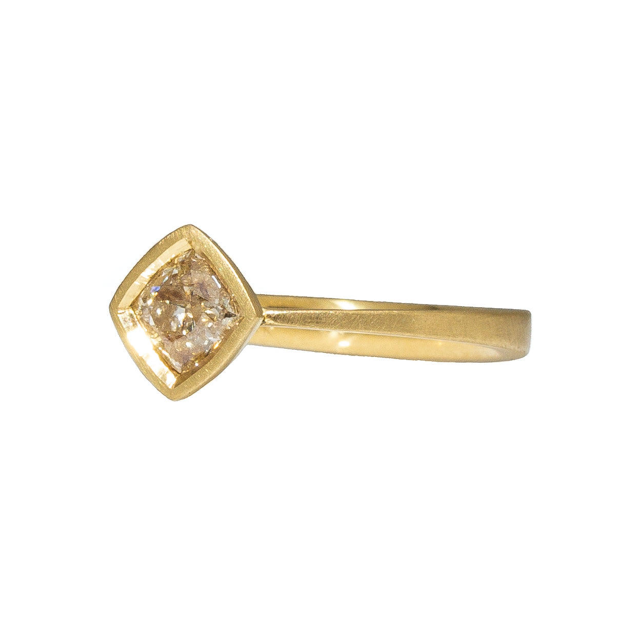 Rounded Square Diamond Solitaire Ring in 18k Yellow Gold