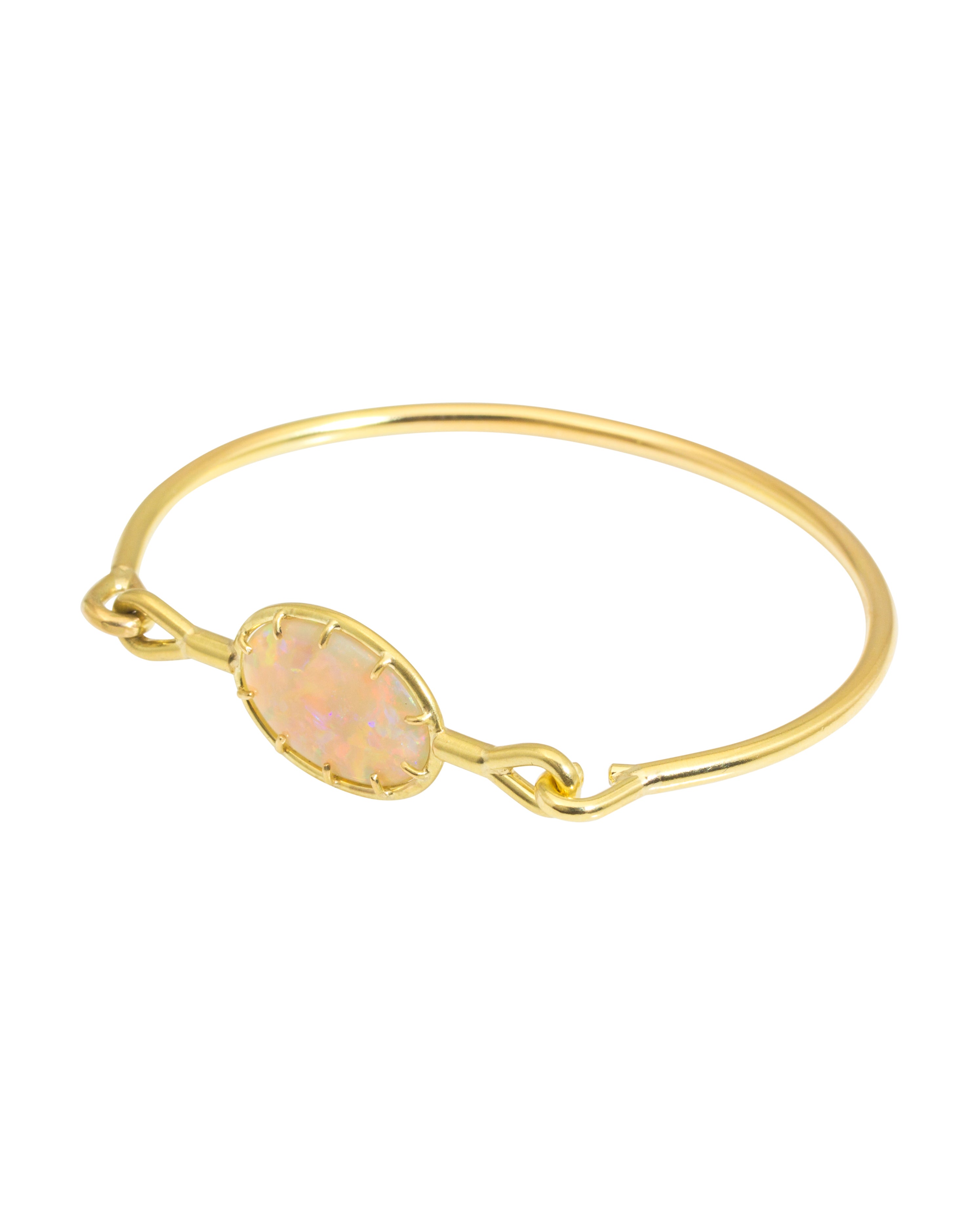 Needle Eye Cuff in 18k Gold with Oval Opal