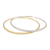 Delicate Tapered Bangle in 18k Yellow Gold with White Diamond
