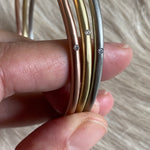 Delicate Tapered Bangle in 18k Yellow Gold with White Diamond