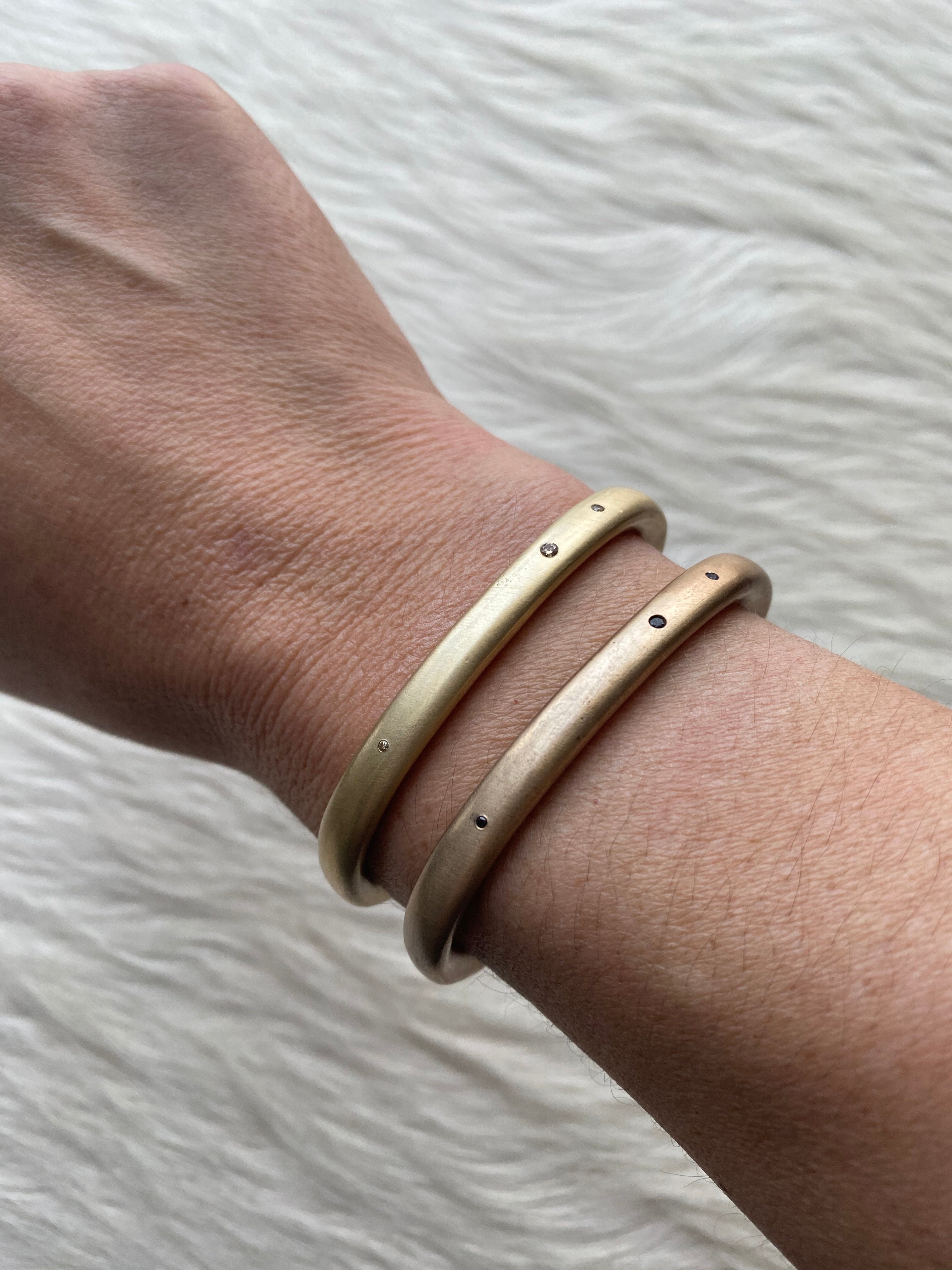 Plain Cuff with Cognac Diamonds in Golden Bronze