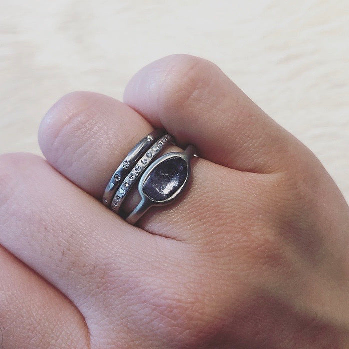 2.5mm Modeled Band in Palladium with White & Cognac Diamonds