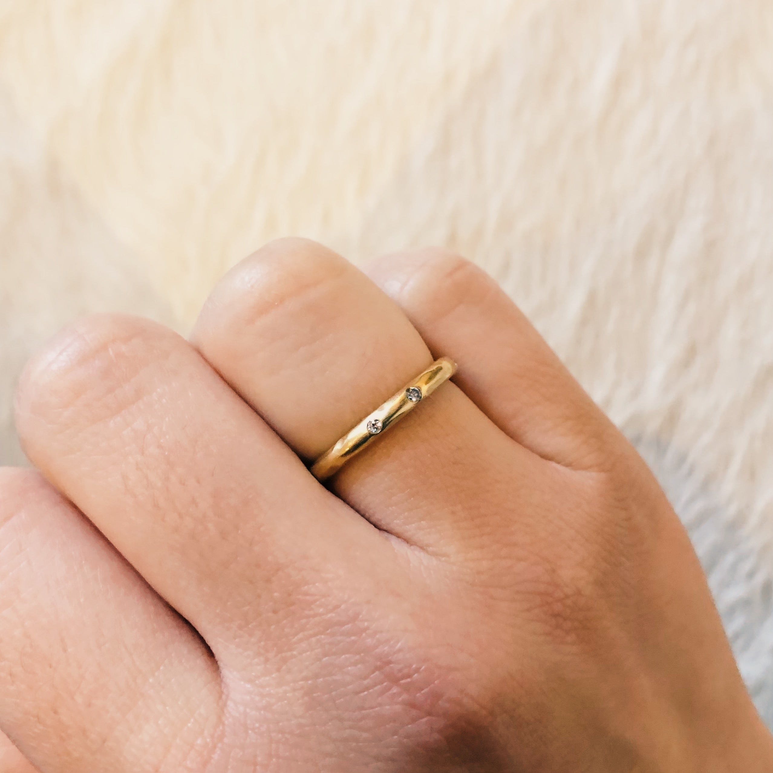 2.5mm x 2.5mm Modeled Band in 18k Yellow Gold with White & Cognac Diamonds