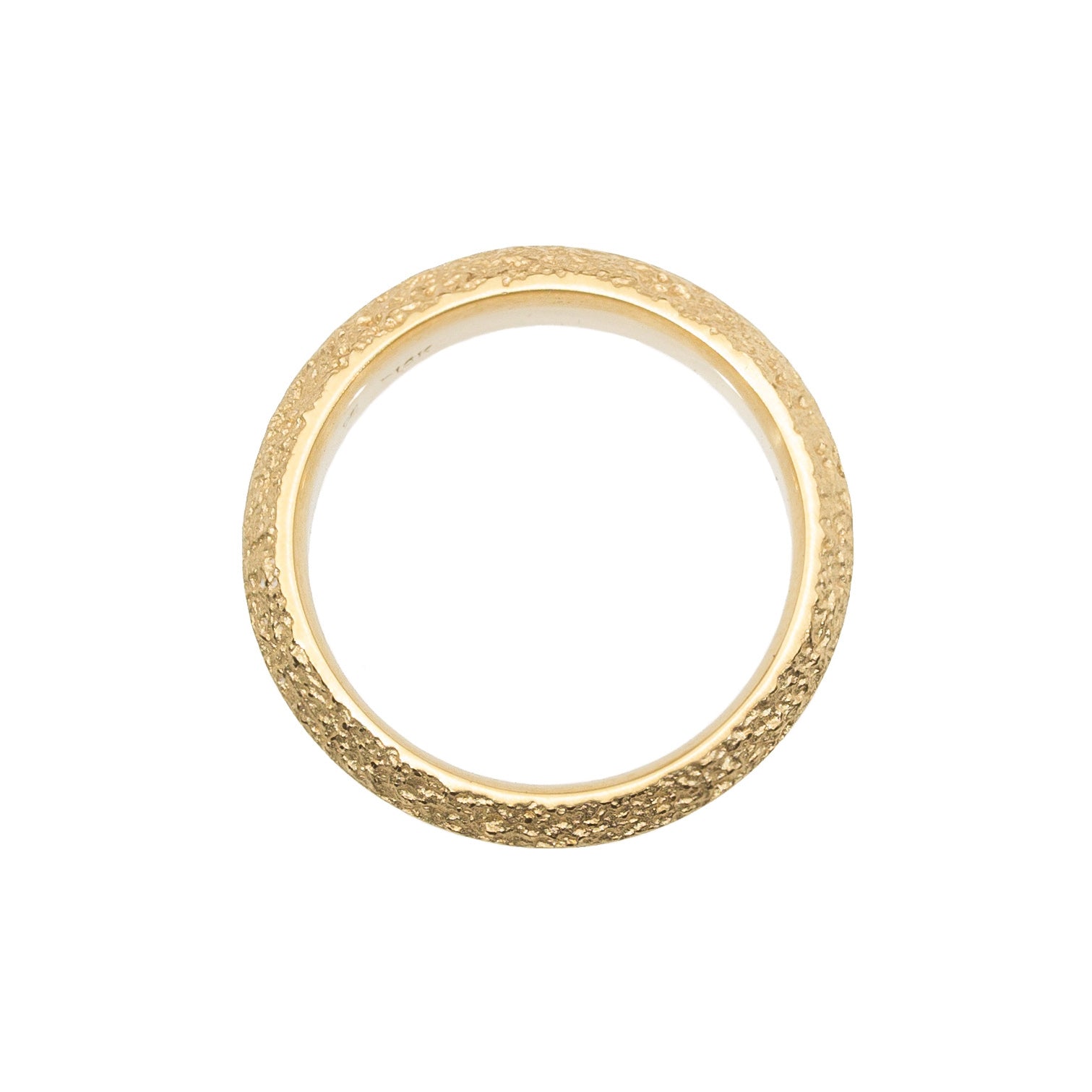 Saucer Sand Band in 18k Yellow Gold