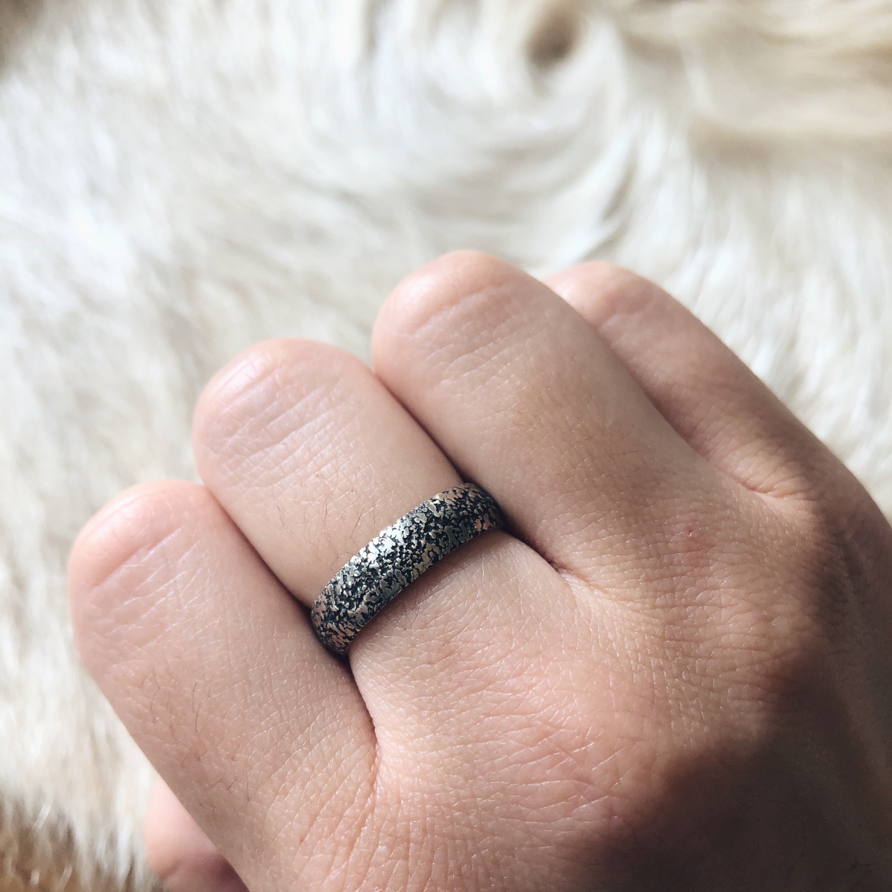 Compressed Sand Band in Oxidized Silver