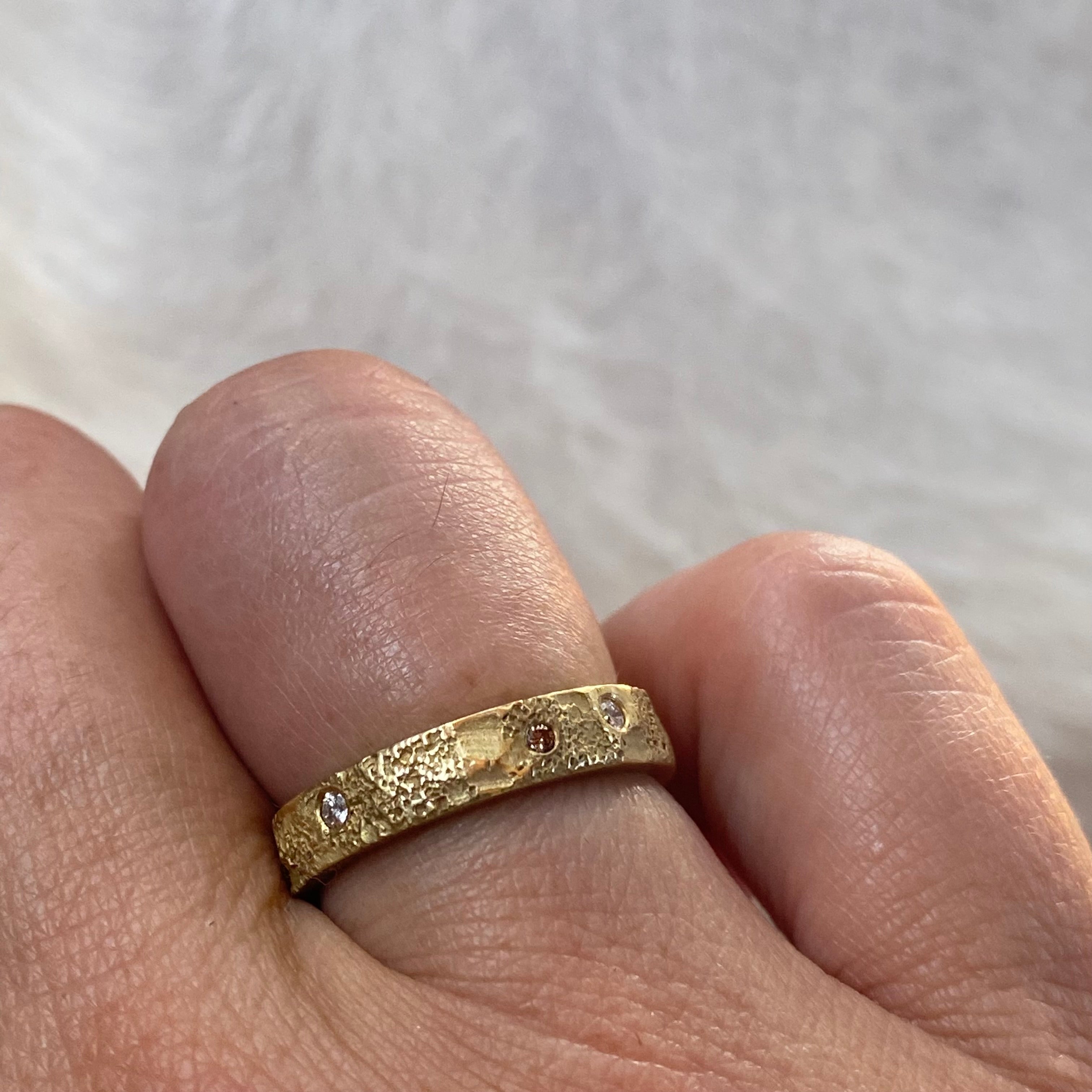 4mm Topography Ring with Mixed White and Cognac Diamonds in 18k Yellow Gold