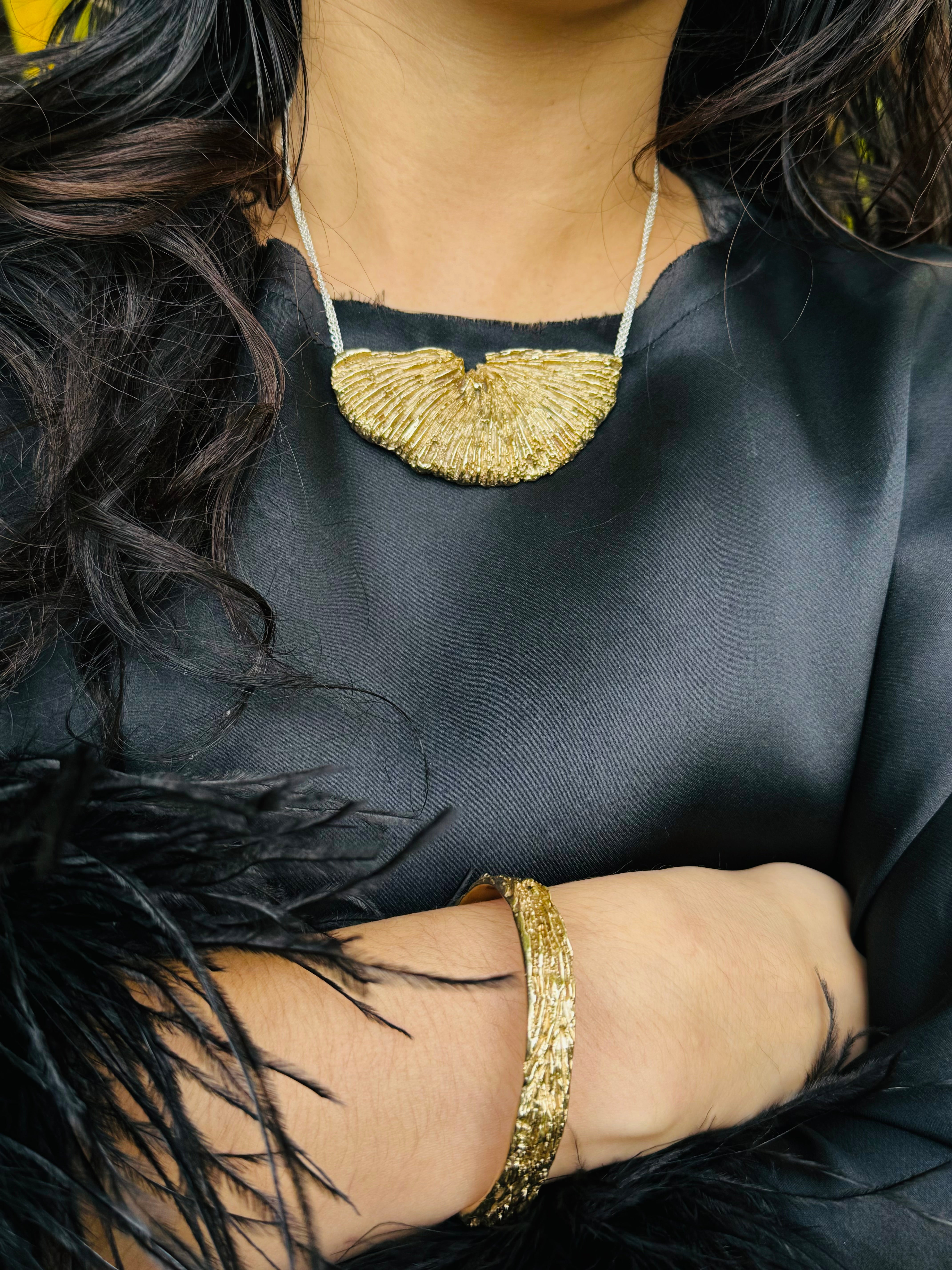 Large Kinoko Necklace in Yellow Bronze