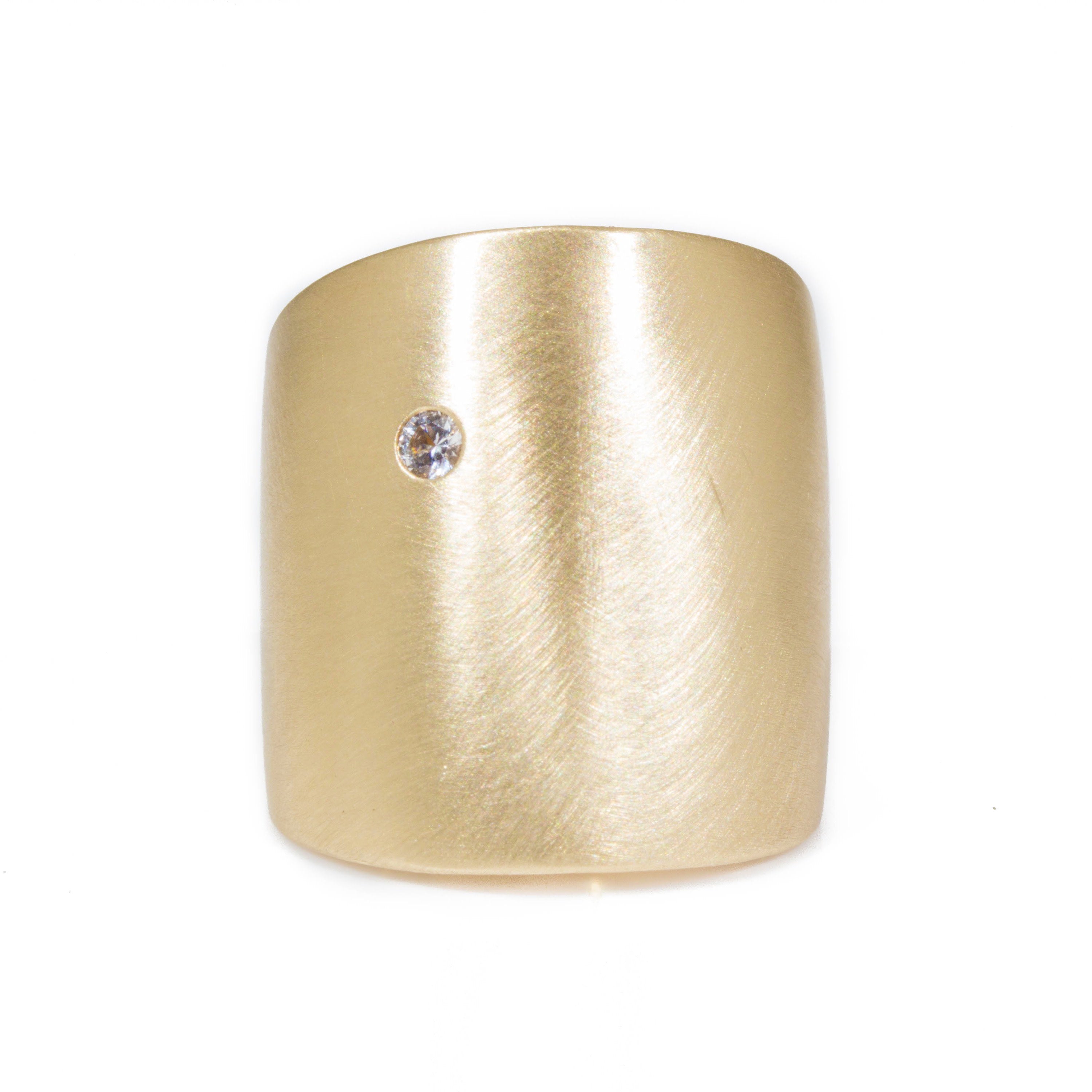 Cuba Flat Ring with White Sapphire in Yellow Bronze