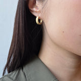 Wide Hinged Hoop Earrings in 14k Gold - 16mm