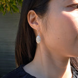 Kame Earrings in Brushed Silver and Black Diamonds