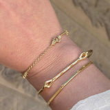 Needle Eye Cuﬀ with Clustered Diamonds in 18k Yellow Gold
