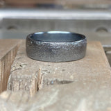 Static Ring in Oxidized Silver
