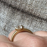 Scooped Prong Round Brilliant Diamond Ring in 18k Gold