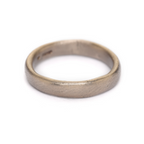 Oval Section Band in 18k White Gold