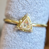 Antique Diamond Solitaire Ring in 18k Yellow Gold