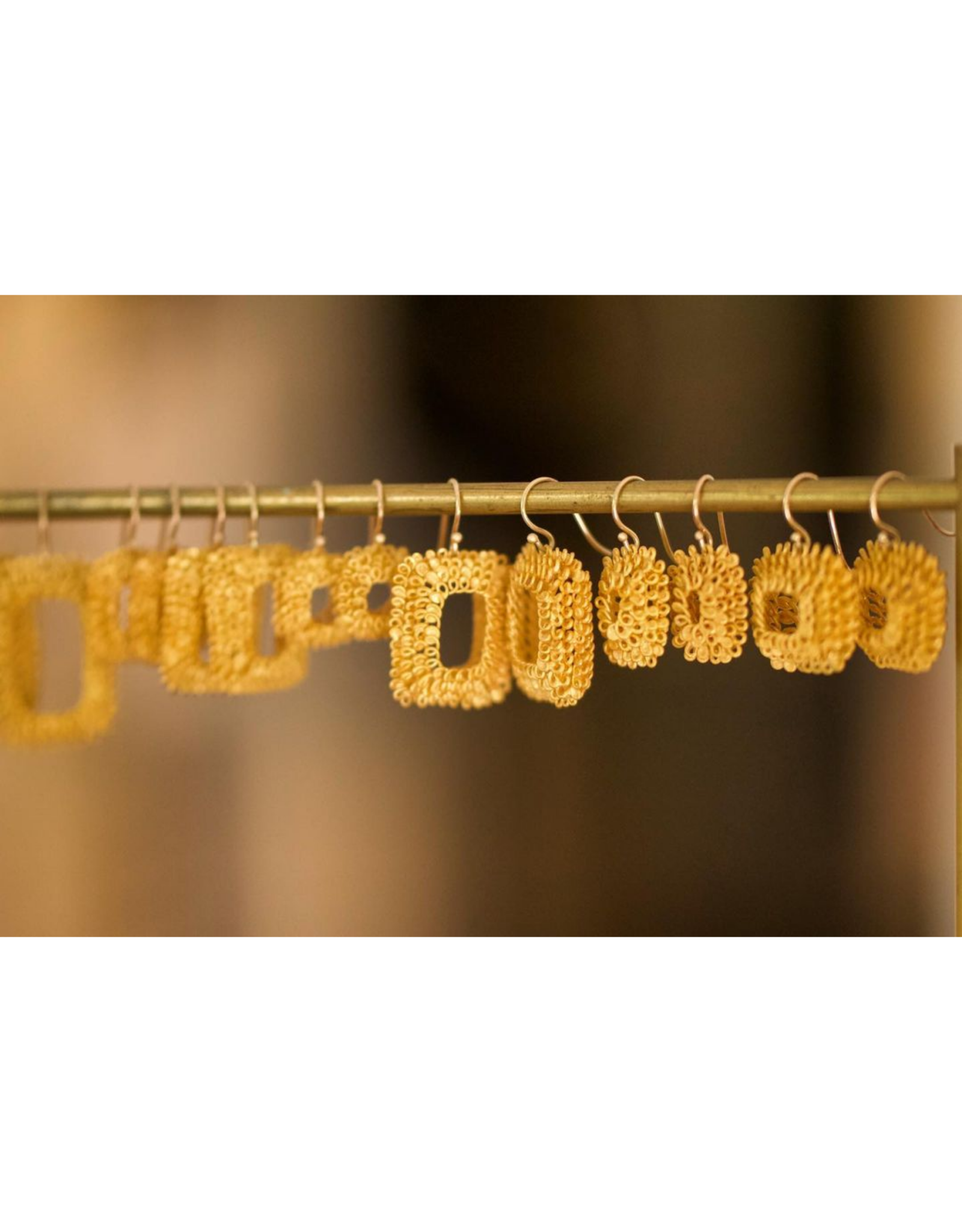 Coil Earrings - Medium Oval