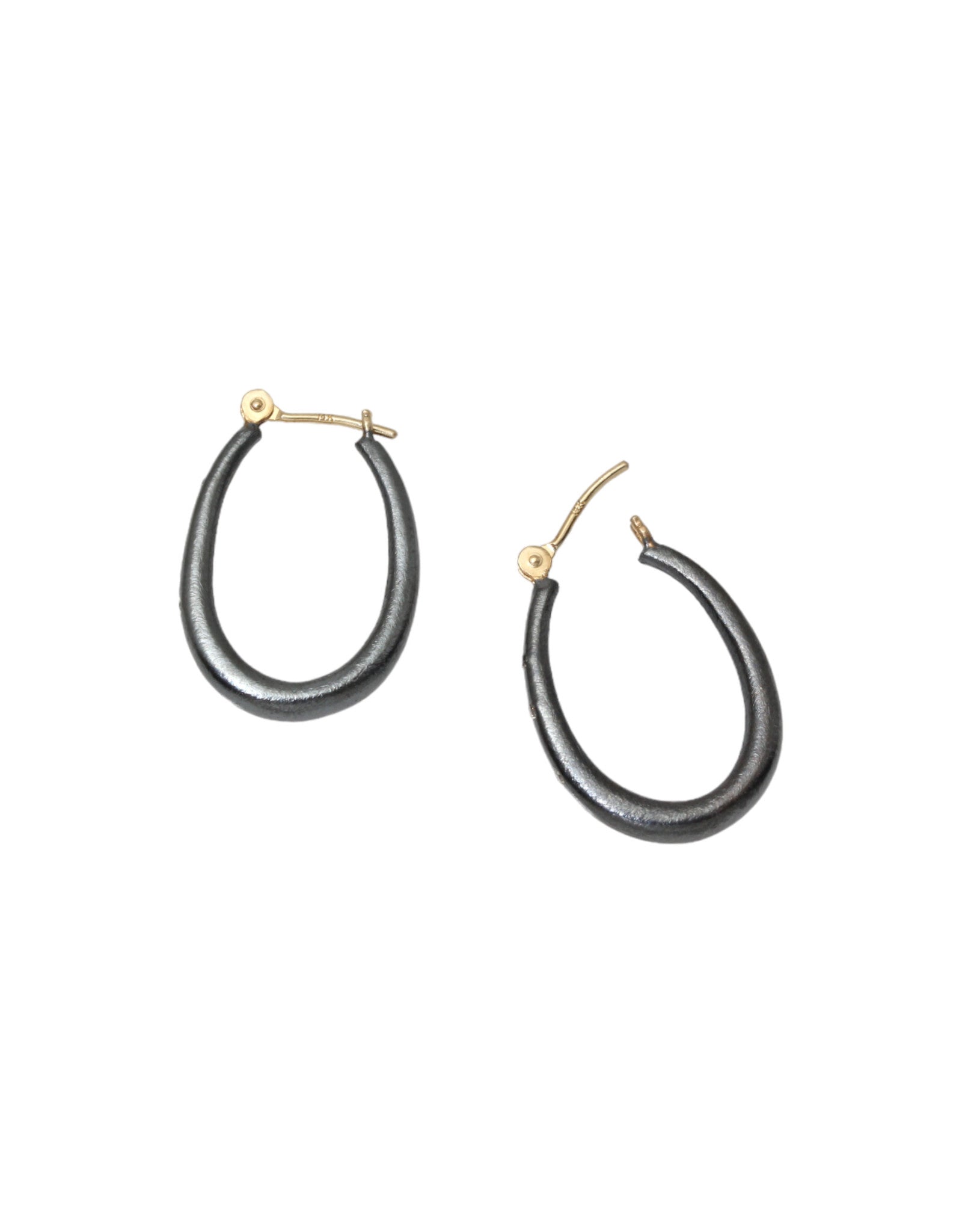Small Katachi Oval Hoop Earrings with Locking Wire in Oxidized Silver and (3) Grey Diamonds