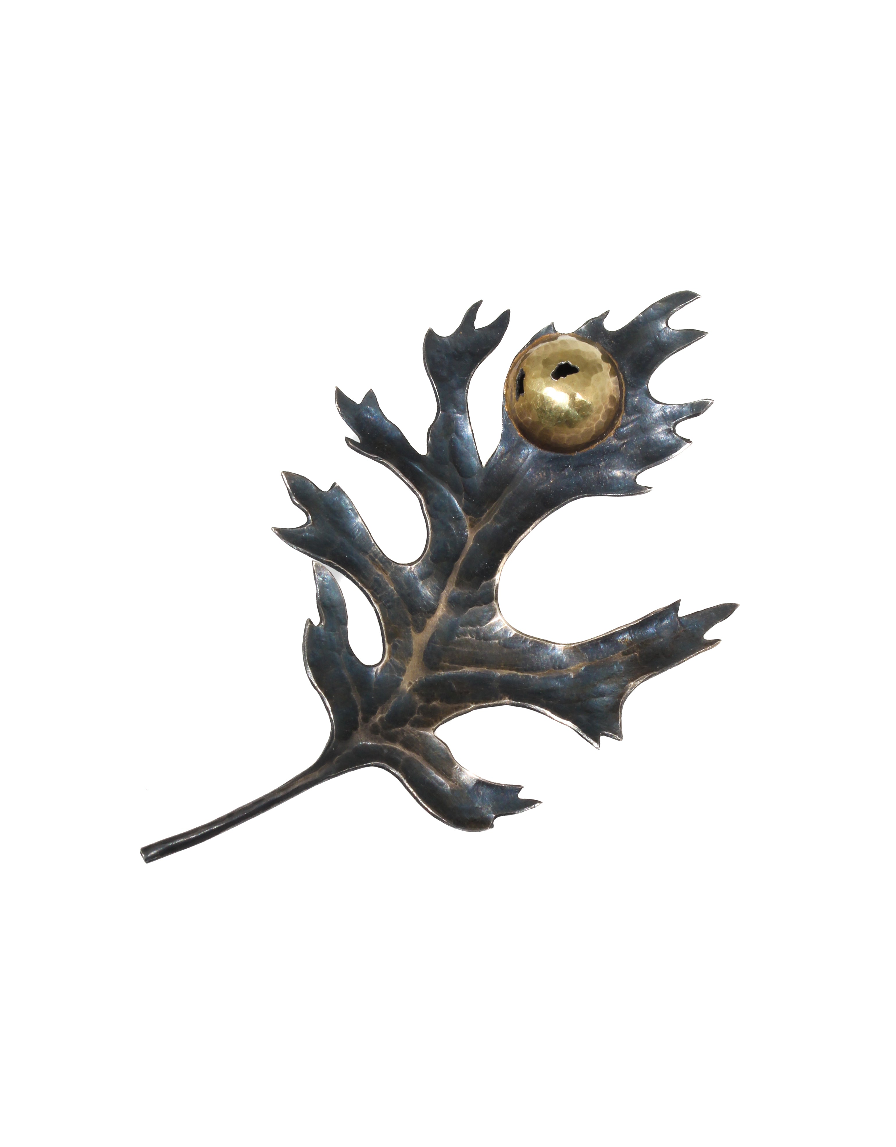 Small Red Oak Leaf with Gall Brooch in Oxidized Silver, Bimetal & 18k Gold