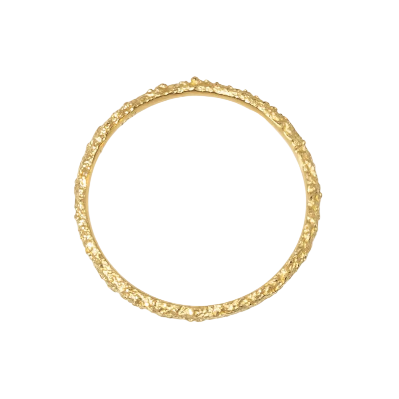 Skinny Round Sand Band in 18k Yellow Gold